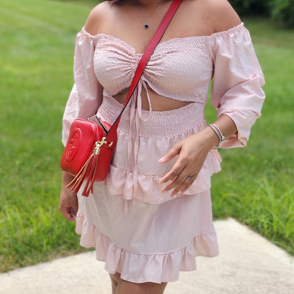 Off-Shoulder Pink Ruffle Dress - Picture 3 of 4